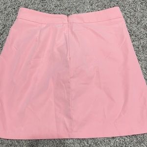 Cute pink pencil skirt with zipper in back